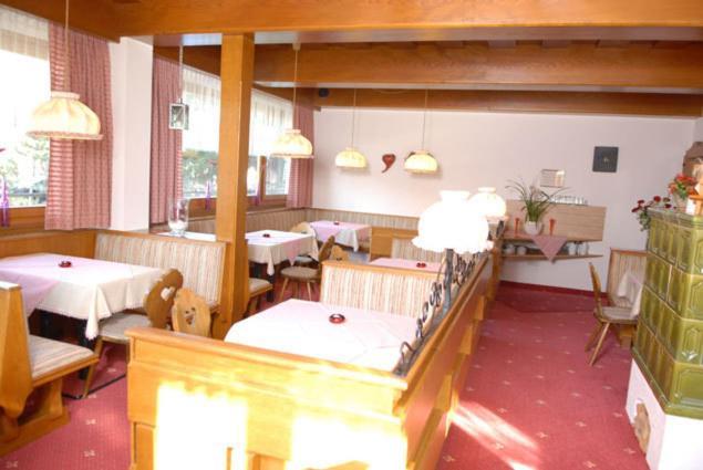 Hotel-Pension Flora Заалбах-Хинтерглем Екстериор снимка